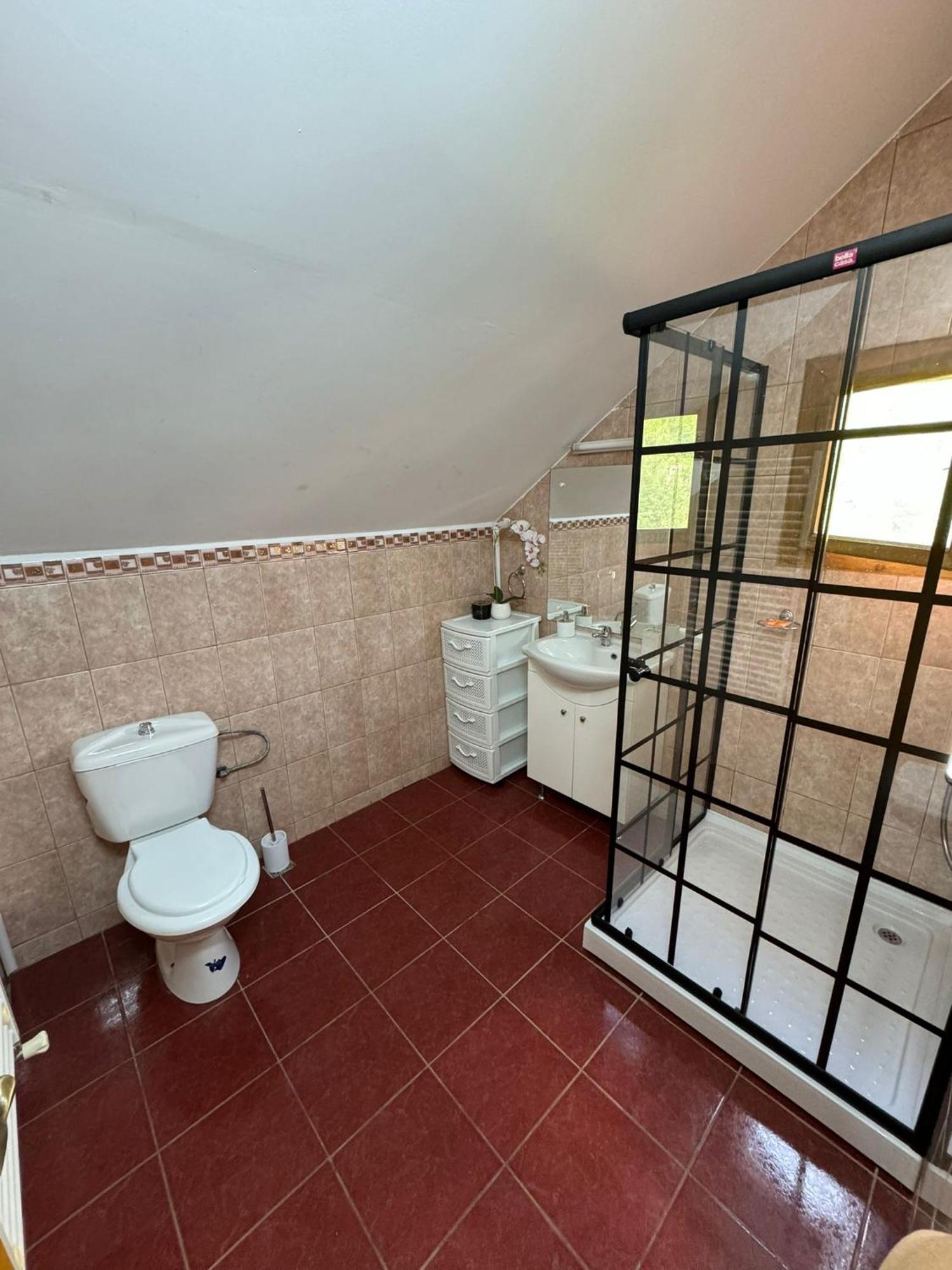 Casa De Vacanta Caciulata Ngoại thất bức ảnh